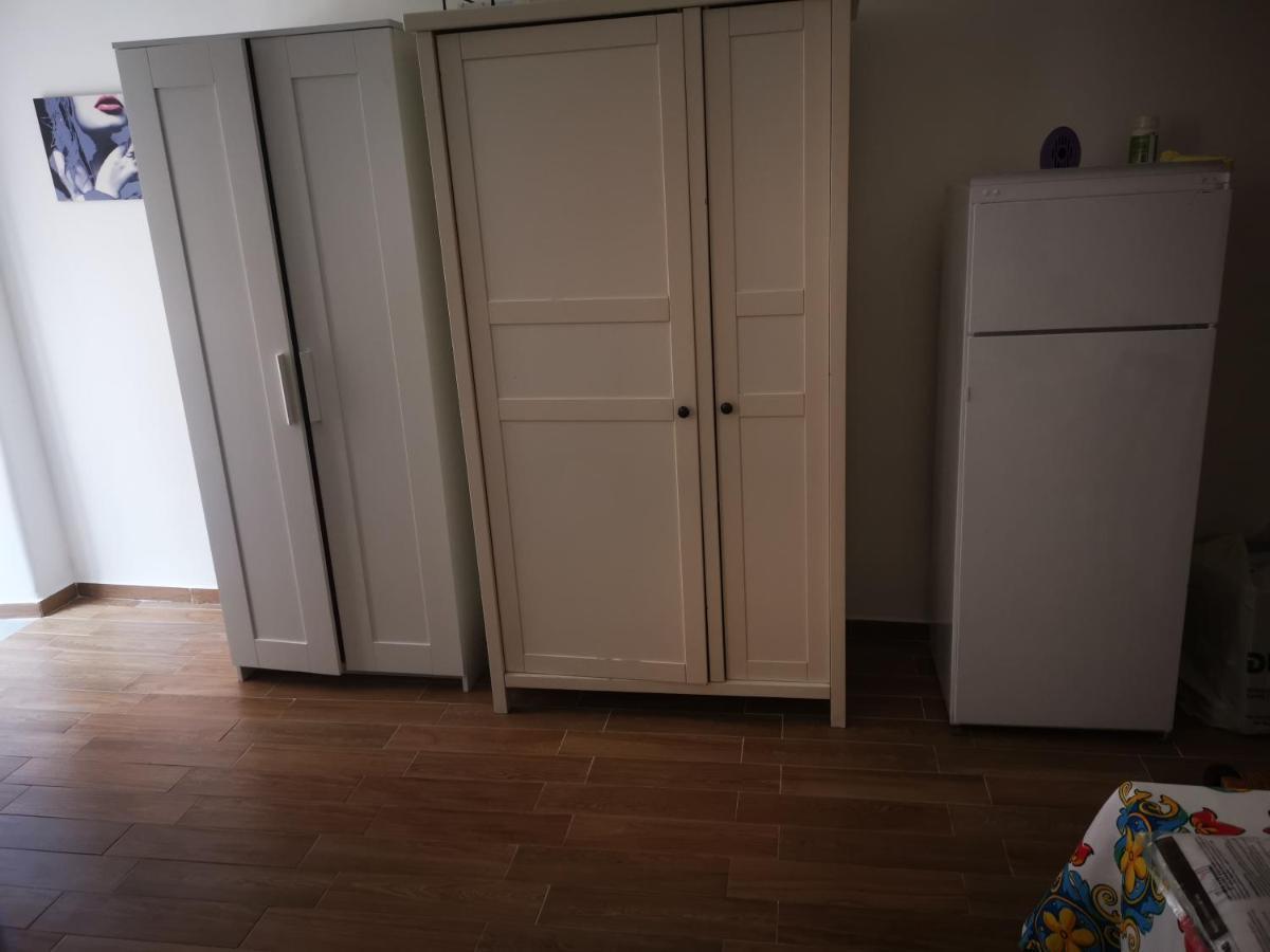ホテルRent House A Casa Mia パレルモ エクステリア 写真